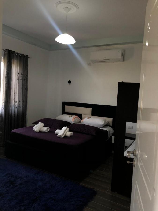 Adriatik Guesthouse Përmet Eksteriør billede