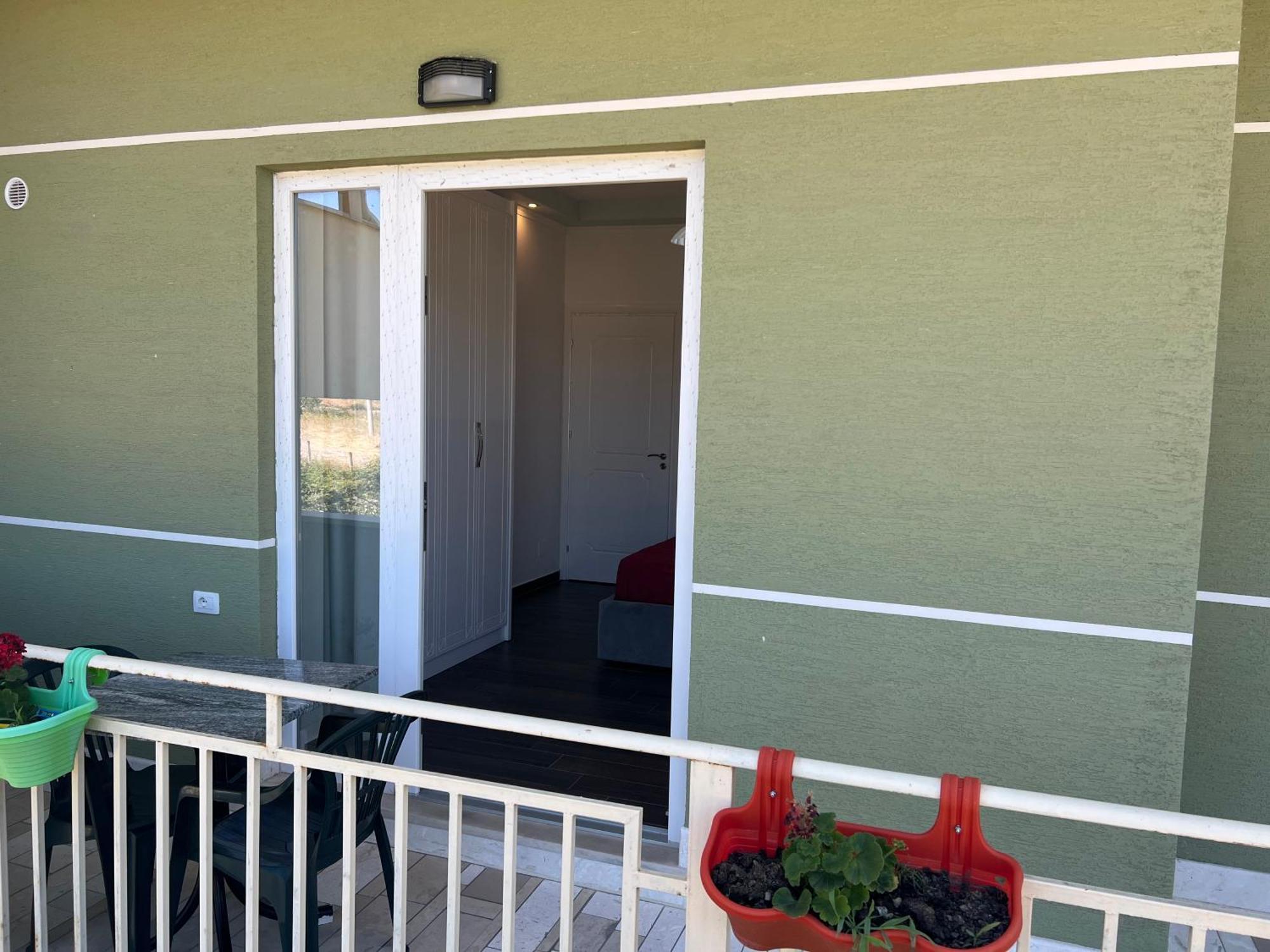 Adriatik Guesthouse Përmet Eksteriør billede