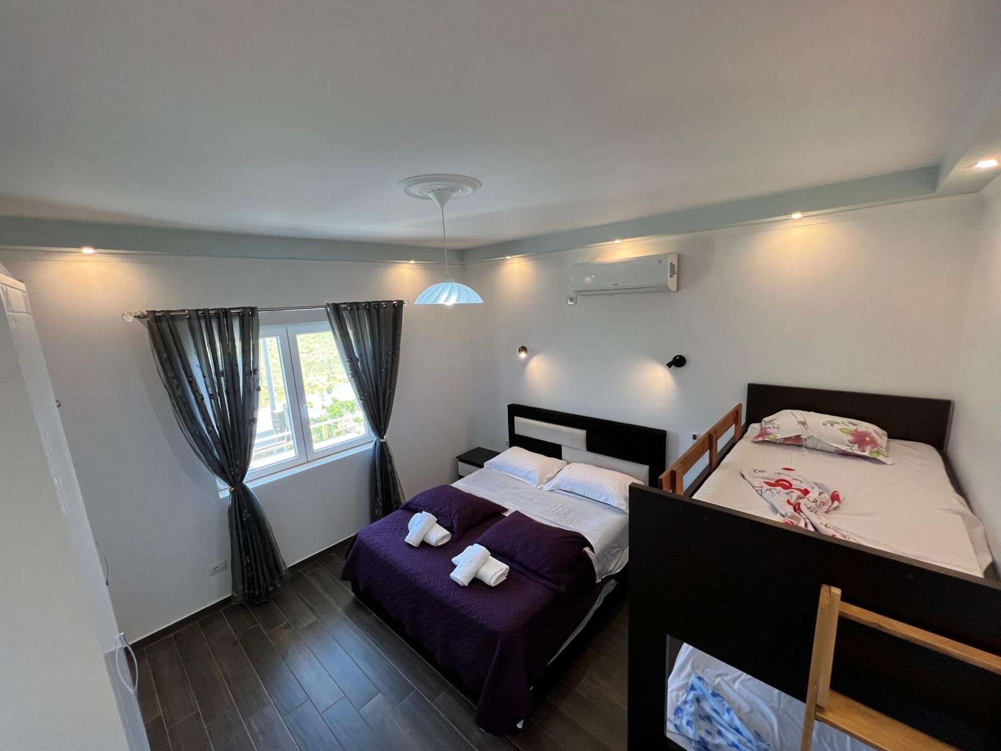 Adriatik Guesthouse Përmet Eksteriør billede